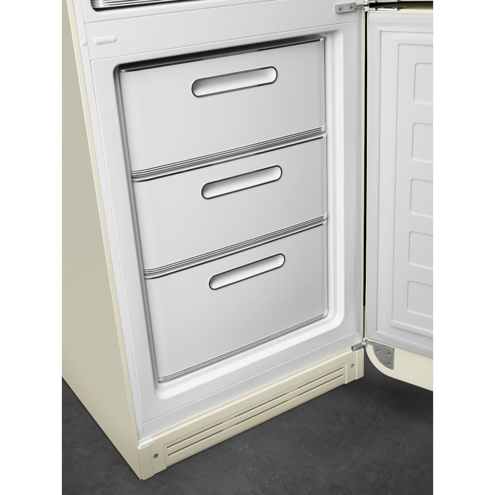 Smeg FAB32RCR6UK Retro Total No Frost Fridge Freezer, 60/40, Cream, C Rated