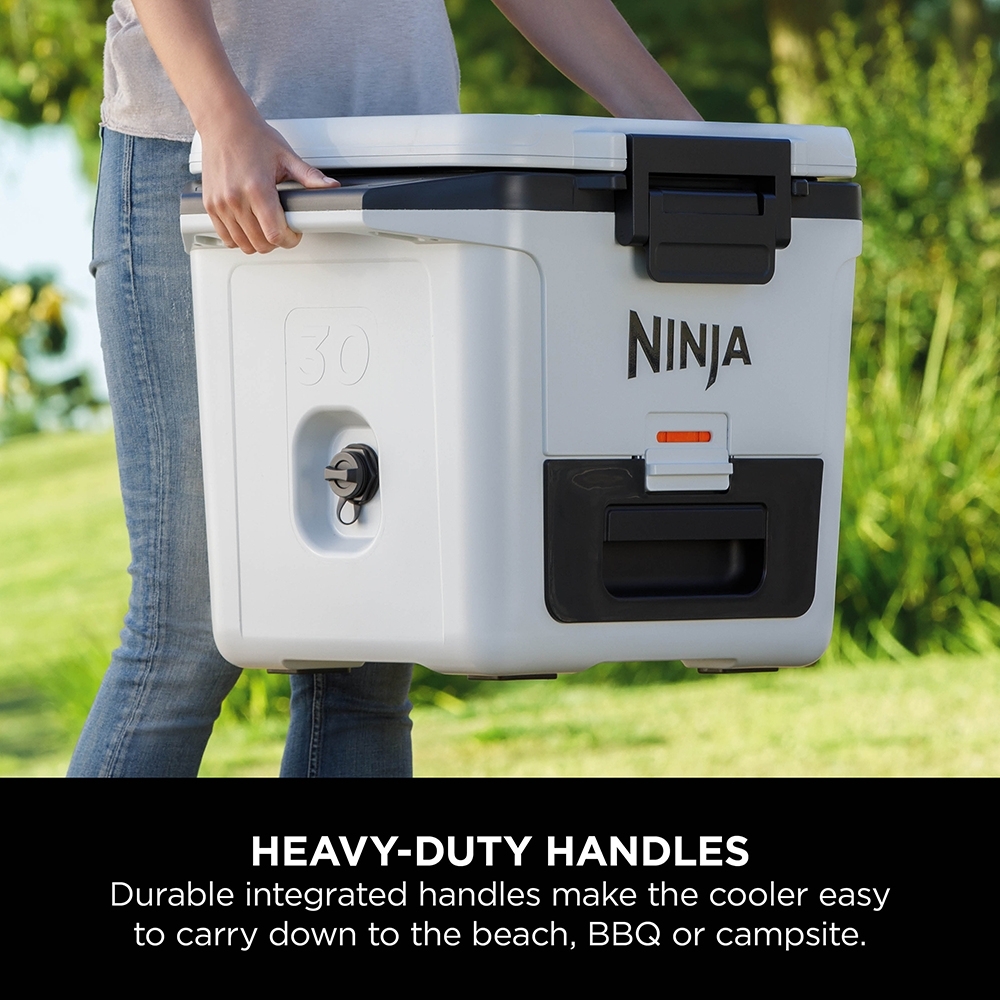 Ninja FB131UKWH FrostVault 30QT/28L Hard Cooler, Cloud White