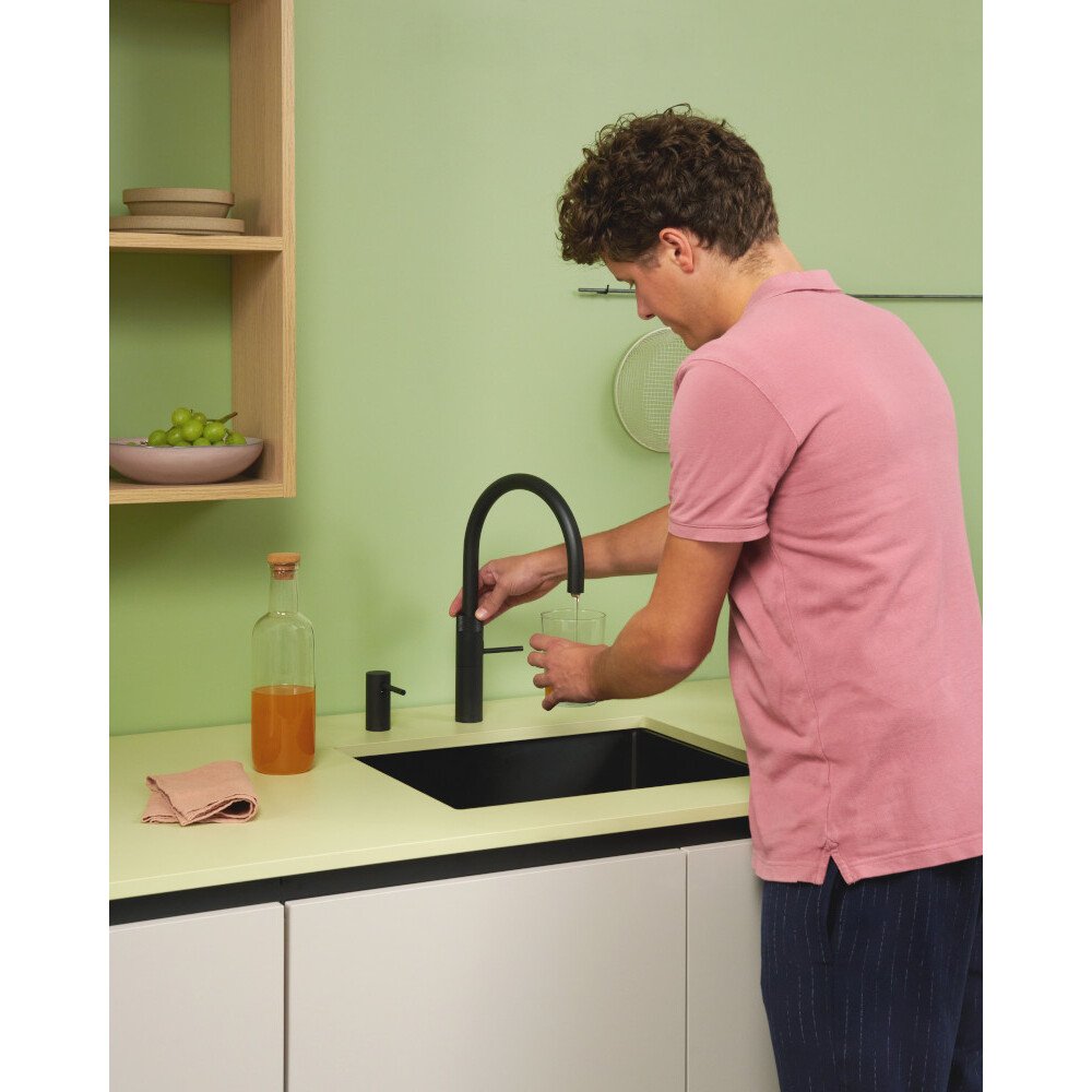 Quooker FRBLK Fusion Round Tap (Tap Only), Black