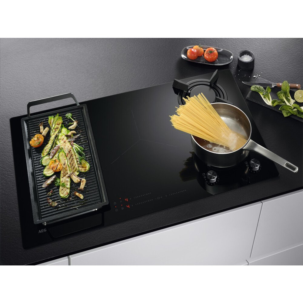 AEG HDB95623NB 8000 88cm Mixed Fuel Hob, Black