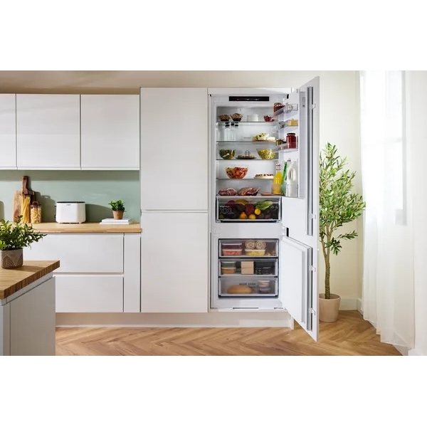 Bosch KBN96NSE1G Series 2 No Frost Integrated Fridge Freezer, Sliding Hinge, 70/30, E Rated