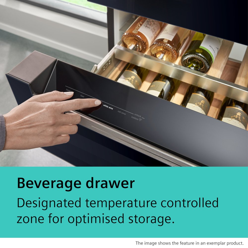 Siemens KF96RSBEA iQ700 American Fridge Freezer, Black, E Rated,  Non-Plumbed