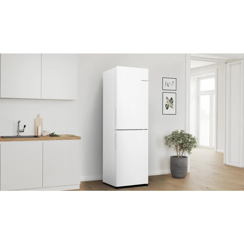 Bosch KGN27NWEAG Series 2 No Frost Fridge Freezer, 50/50, White, E Rated