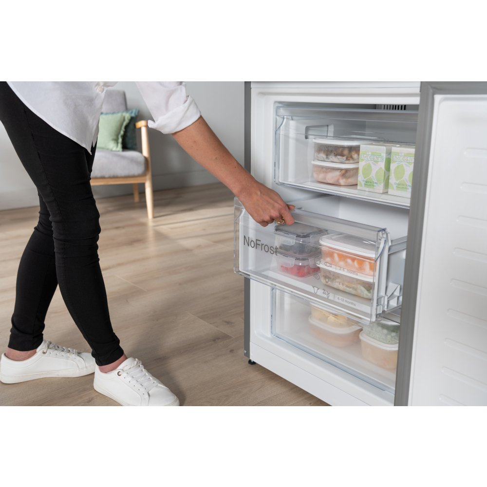 Bosch KGN392LDFG Series 4 No Frost Fridge Freezer, 70/30, Stainless Steel, D Rated