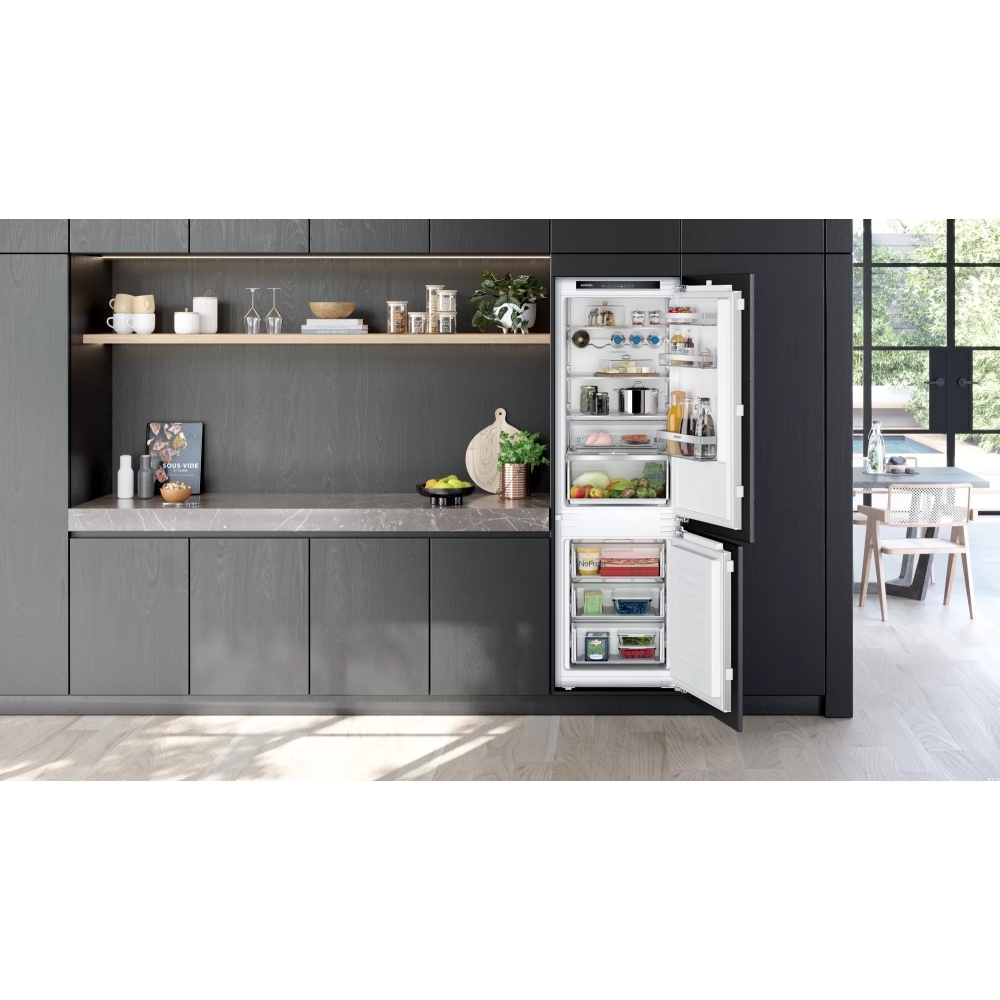 Siemens KI86NVFE0G iQ300 Frost Free Integrated Fridge Freezer, Fixed
