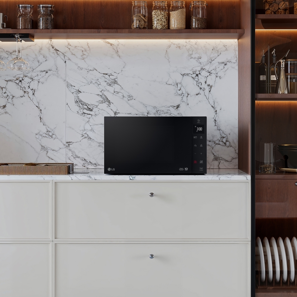 LG MH6535GIS Microwave with Grill
