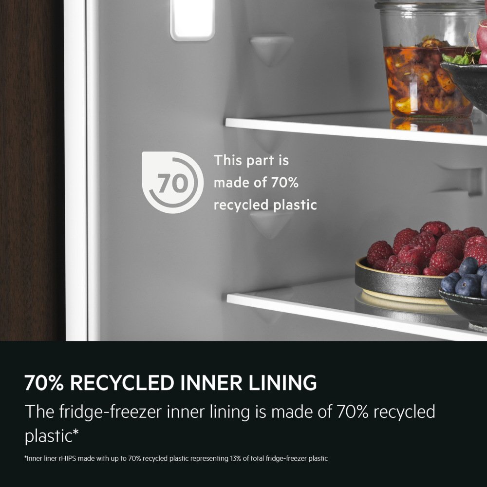 AEG NSC7N18ZES No Frost Integrated Fridge Freezer, Sliding Hinge, 70/30, E Rated