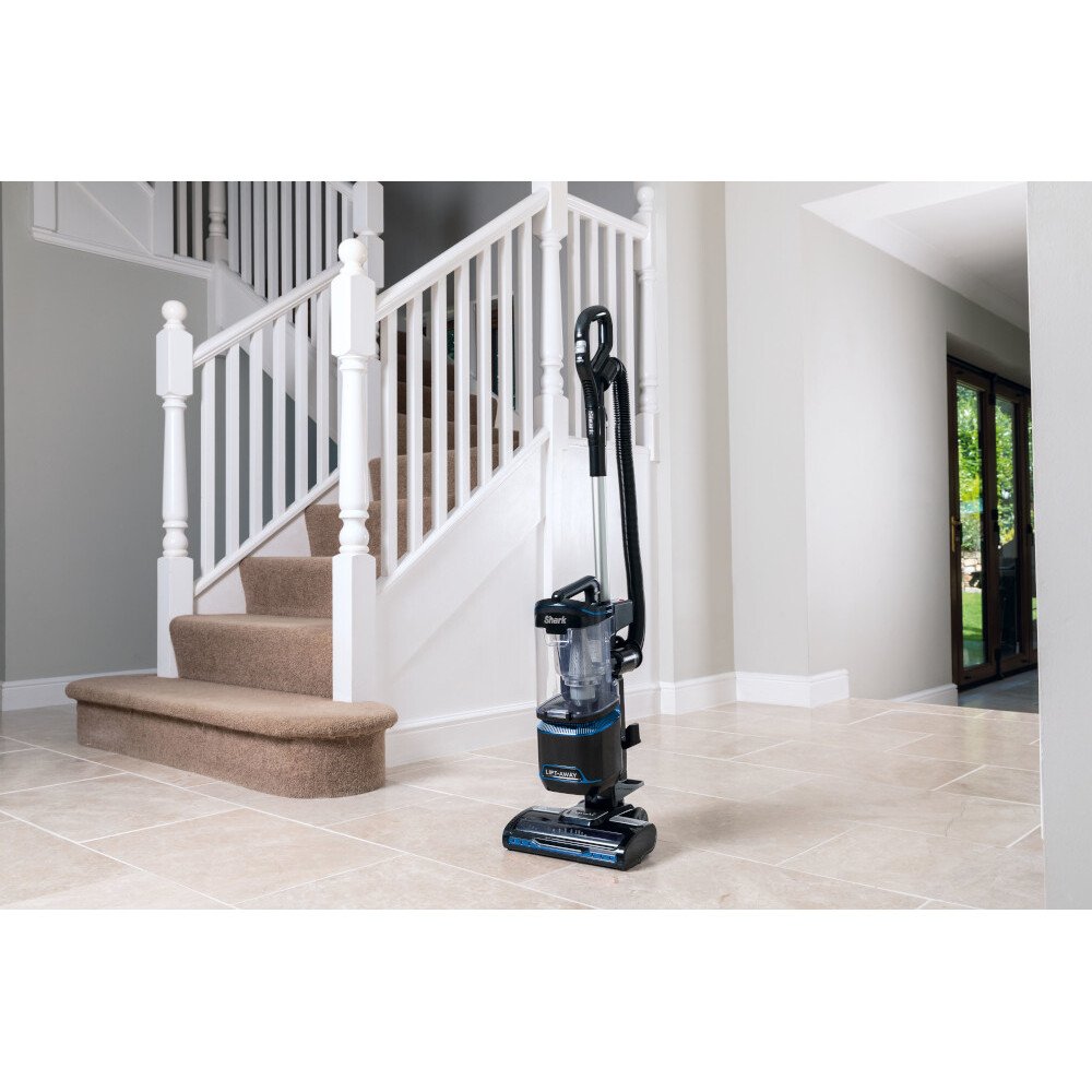 Shark NV602UK Classic Upright Vacuum Cleaner, Black
