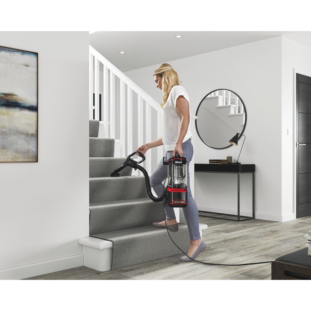 Shark NV602UKT Classic  Upright Pet Vacuum Cleaner, Black