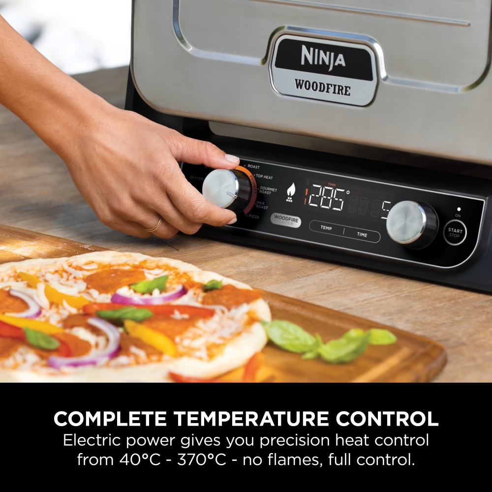 Ninja OO101UK Woodfire Electric Outdoor Oven, Artisan Pizza Maker and BBQ Smoker, Copper