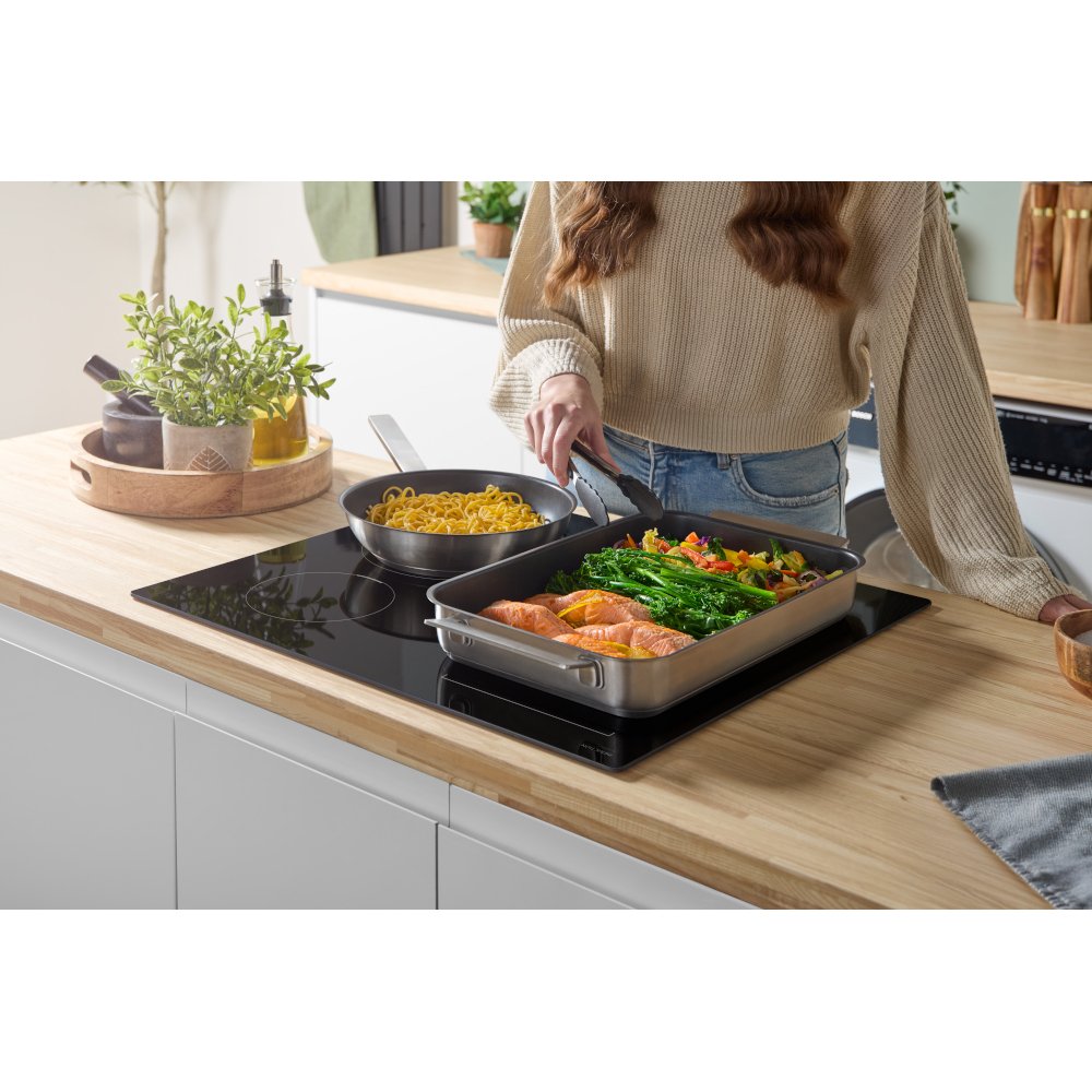 Bosch PWP611BB5B Series 4 59cm Induction Hob, Black