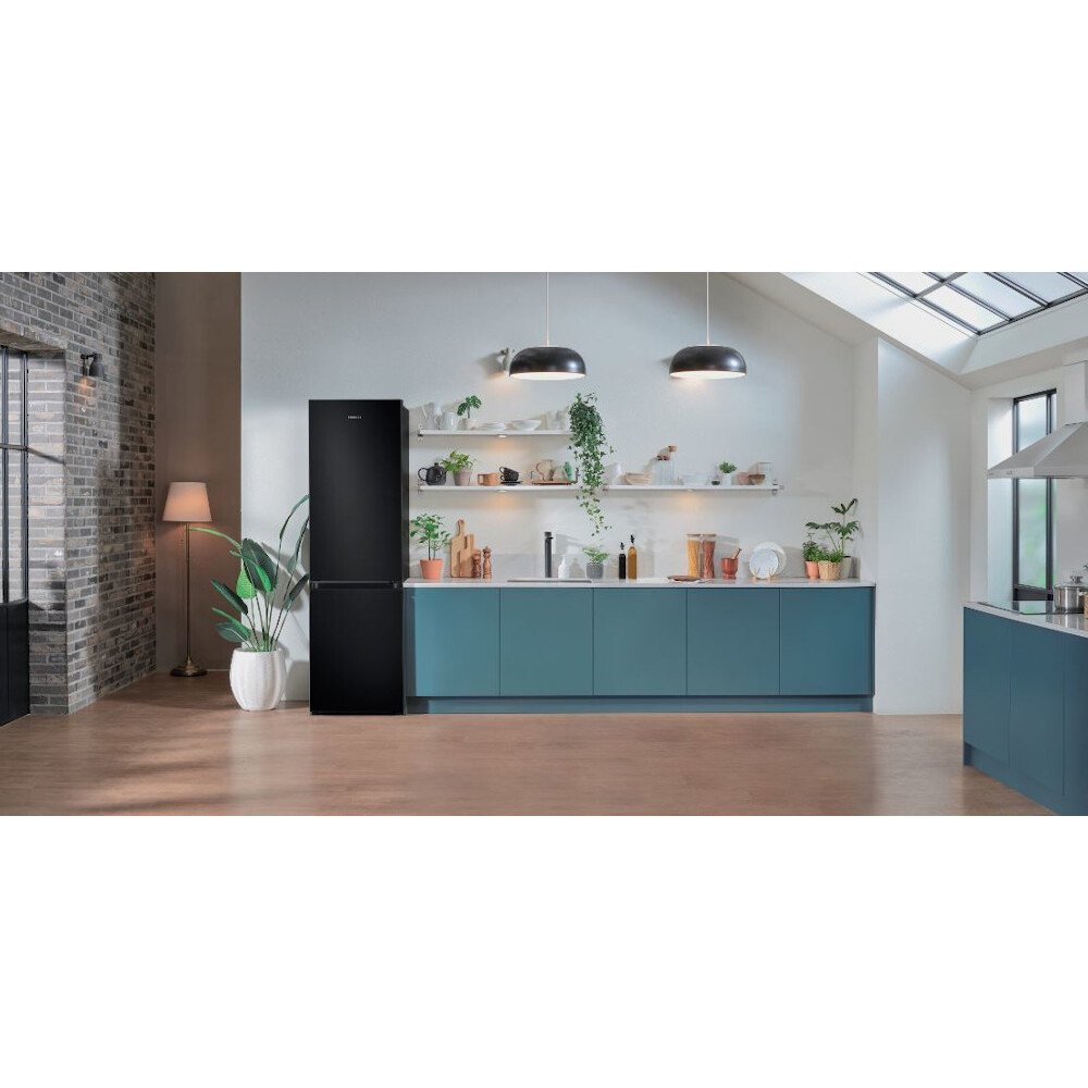 Buy Samsung RB34T602EBN/EU Frost Free Fridge Freezer Empire Black