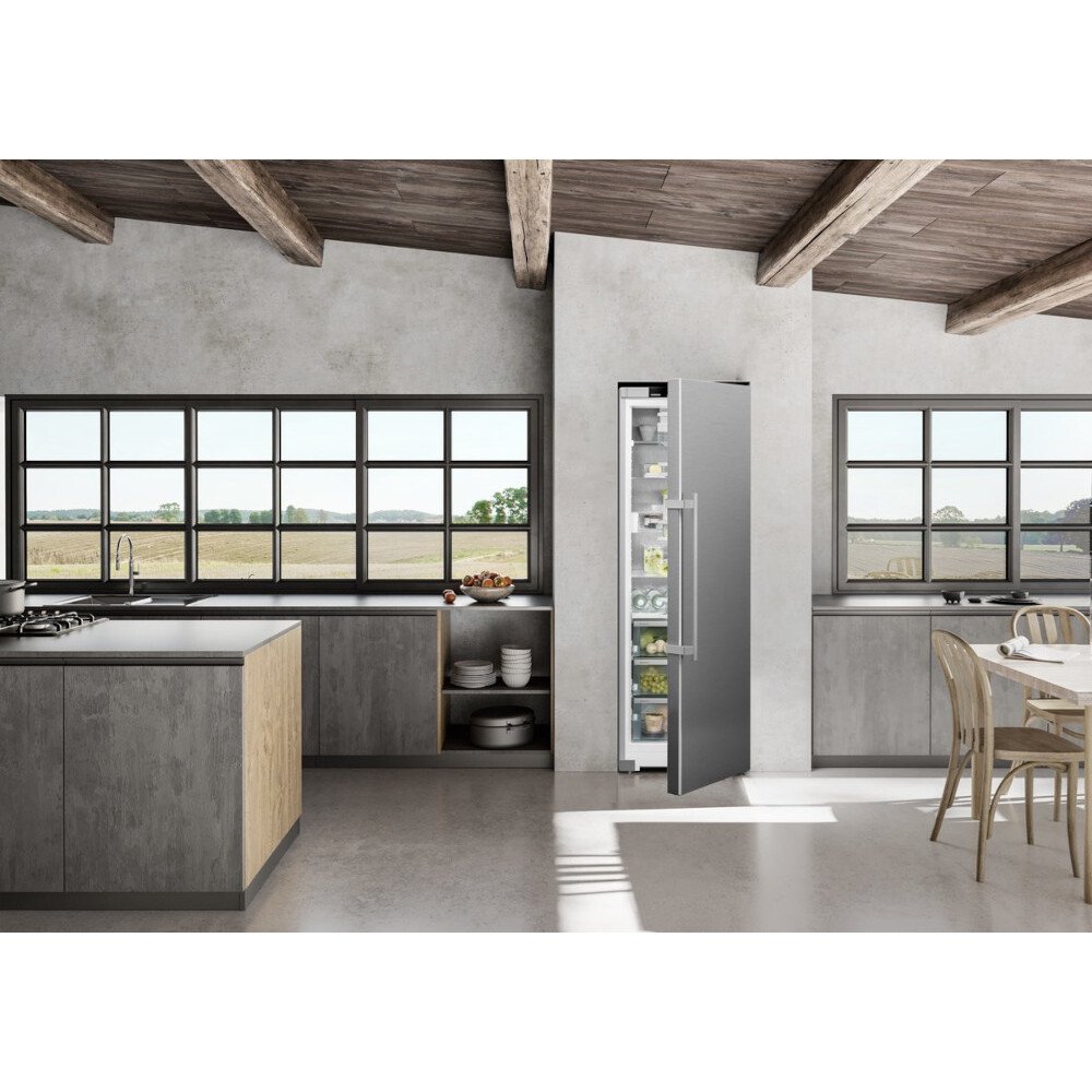 Liebherr RBsdc525i Tall Larder Fridge, Silver, C Rated