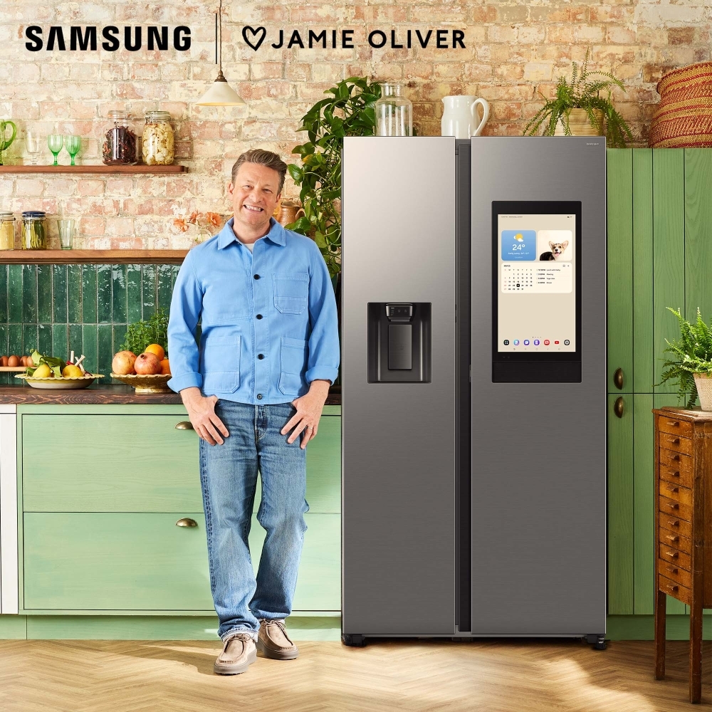 Samsung RS90F66BETEU Family Hub American Fridge Freezer, Matt Metal Silver,  Plumbed, E Rated