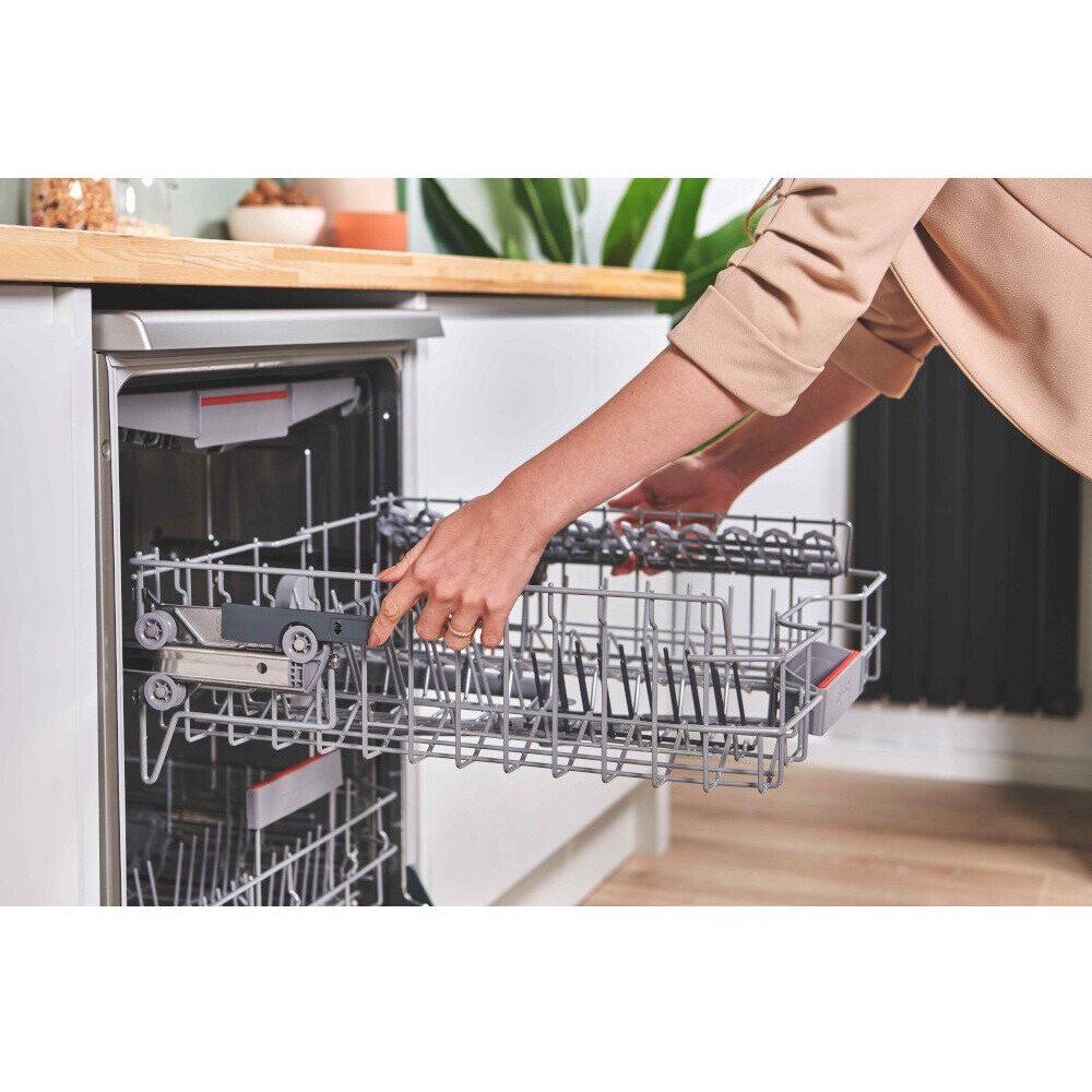Bosch SMS6ZCI10G Series 6 Dishwasher, 14 Place Settings, Silver, B Rated