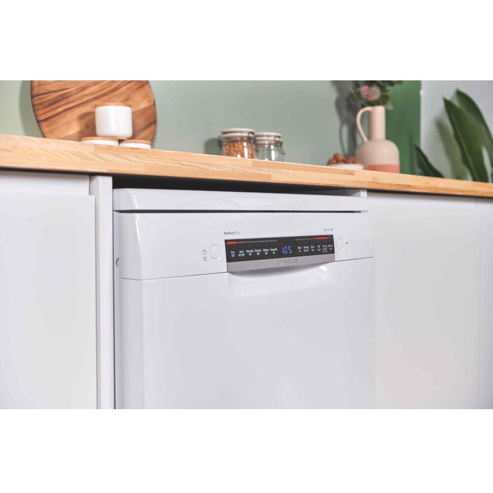 Bosch SMS6ZCW10G Series 6 Dishwasher, 14 Place Settings, White, B Rated
