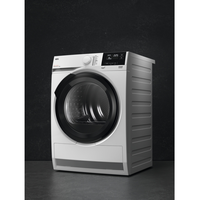 AEG TR818P4B 8000 AbsoluteCare� Heat Pump Tumble Dryer, 8kg, White, A++ Rated