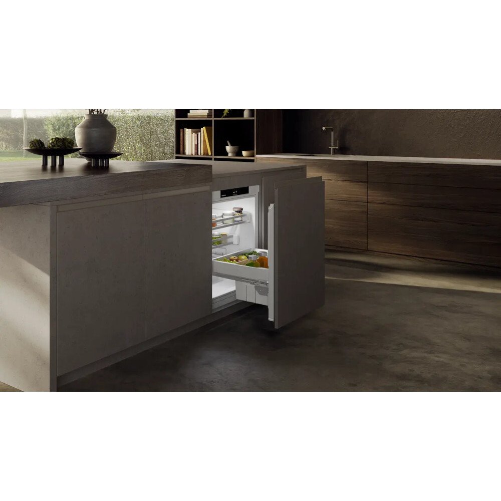 Liebherr URPd365i Built-Under Larder Fridge, Fixed Hinge, D Rated