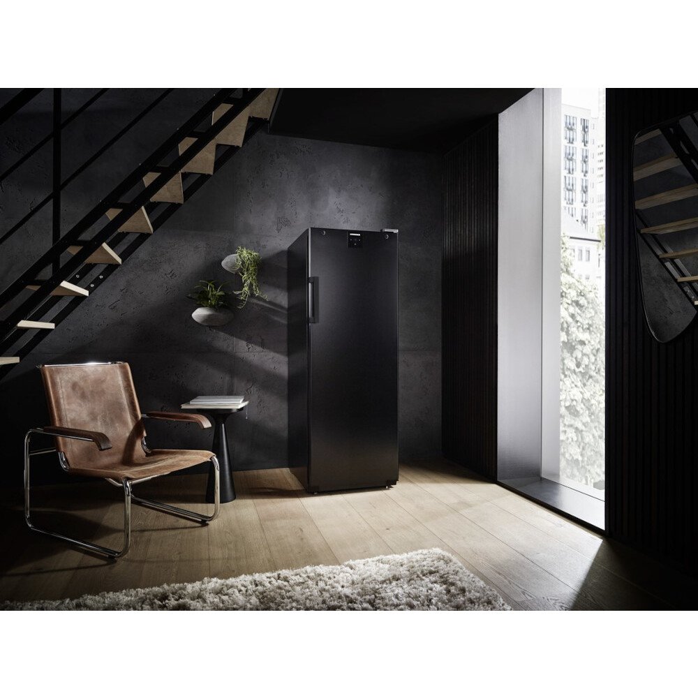 Liebherr WSbl5001 Wine Cooler, Black, E Rated
