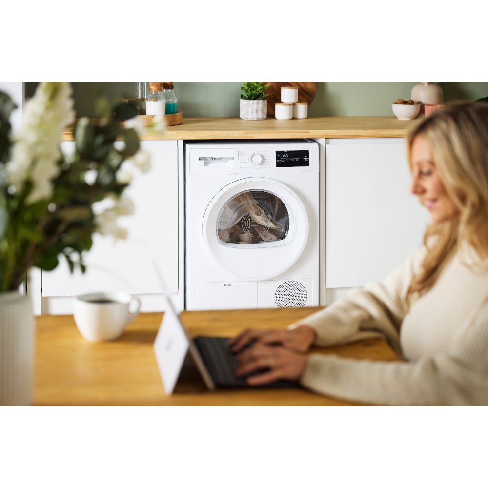 Bosch WTH85225GB Series 4 Heat Pump Tumble Dryer, 8kg, White, A++ Rated