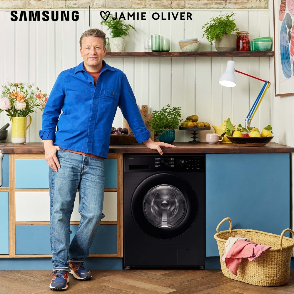 Samsung WW90CGC04DAB Series 5 Washing Machine with Ecobubble� and SmartThings AI Energy Mode, 9kg, 1400 Spin, Black, A Rated