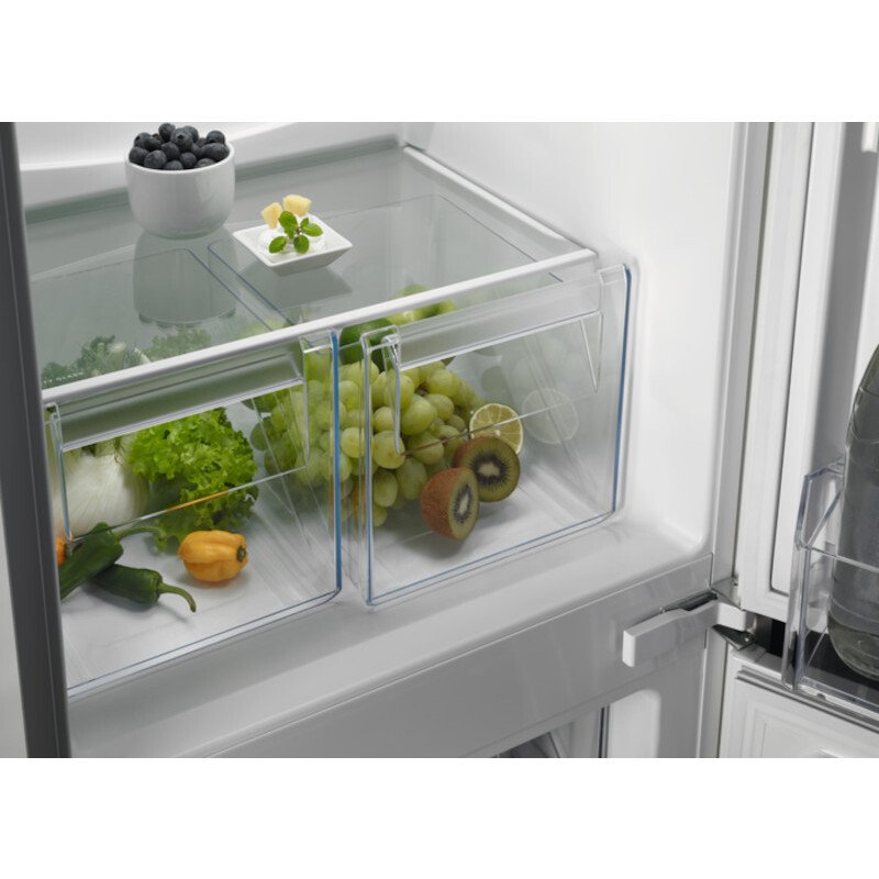 Zanussi ZNNN18ES3 Frost Free Integrated Fridge Freezer, Sliding Hinge