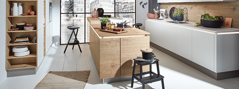 Timber/Feel Holm Oak and White