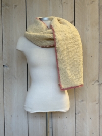 Omslagdoek gemaakt van wol