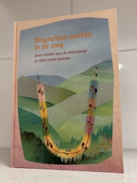 Boek: Biografisch werken in de zorg
