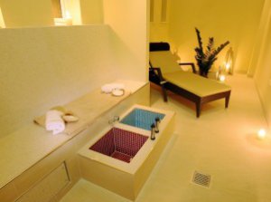 Spa No.1 Pery Square 7
