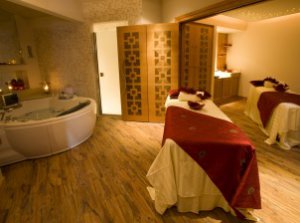 Revas Spa and Hair Studio 10