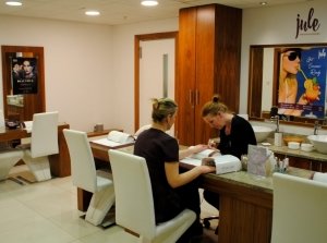 Jule Beauty & Spa Ashbourne, Pillo Hotel 3