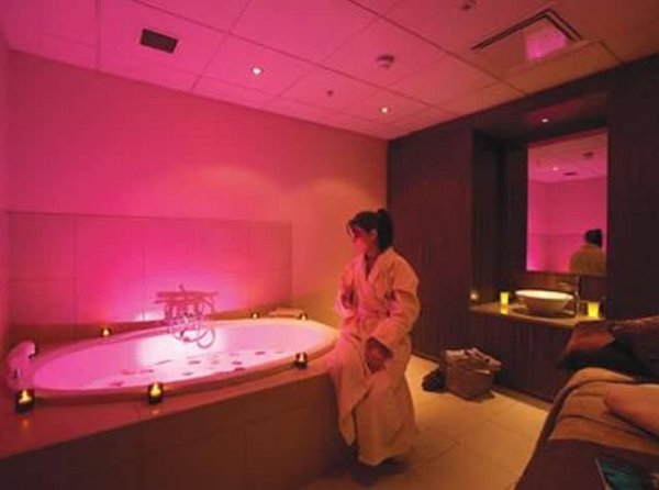 Jule Beauty & Spa Ashbourne, Pillo Hotel 5