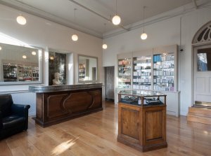 Eve at The Grooming Rooms