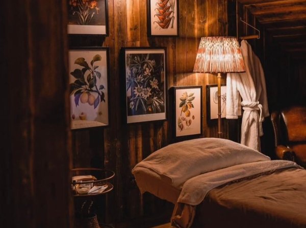 Brooks & Co. at Glasson Lakehouse 11