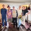 Ausgestorben + Hundefutter Gruppe