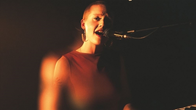 Cara Rose Pont Rouge Monthey Biglietti