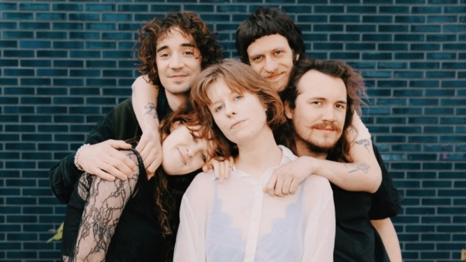 Tramhaus (NL) Bogen F Zürich Tickets