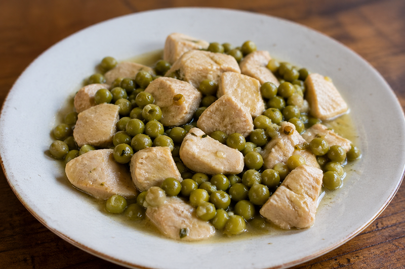Turkey Bites with Mixed Salad