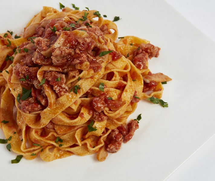 Tagliatelle con ragù 