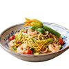 Tagliolini con gamberi e fiori di zucca