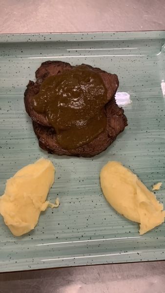 Brasato di manzo con purè di patate