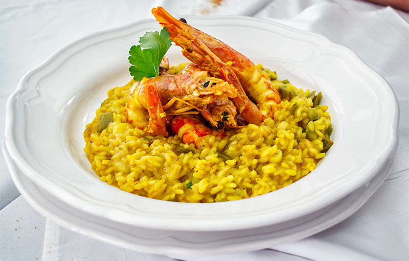 Risotto gamberetti zucchine e zafferano