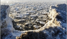 Jūra atvadās no ziemas..