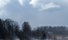 Ziema neatkāpjas.