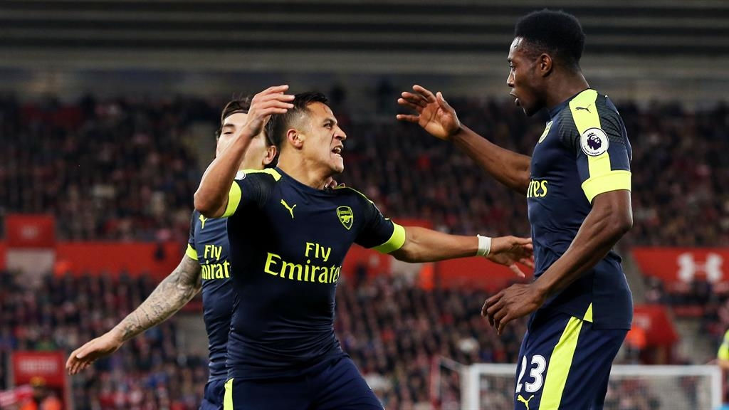 Arsenal keep the pressure on Liverpool in Champions League race