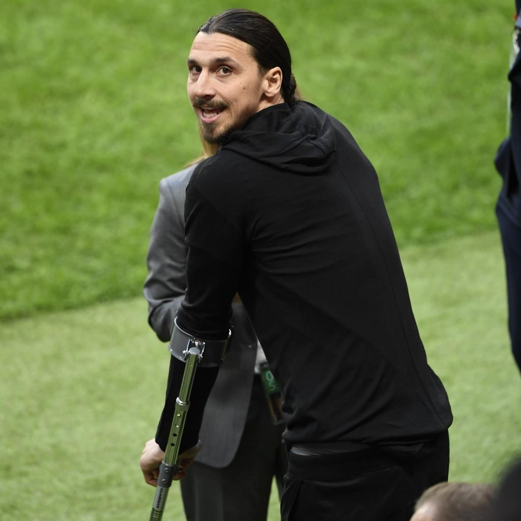 Zlatan Ibrahimovic in no mood to leave Manchester United Zlatan Ibrahimovic in no mood to leave Manchester United