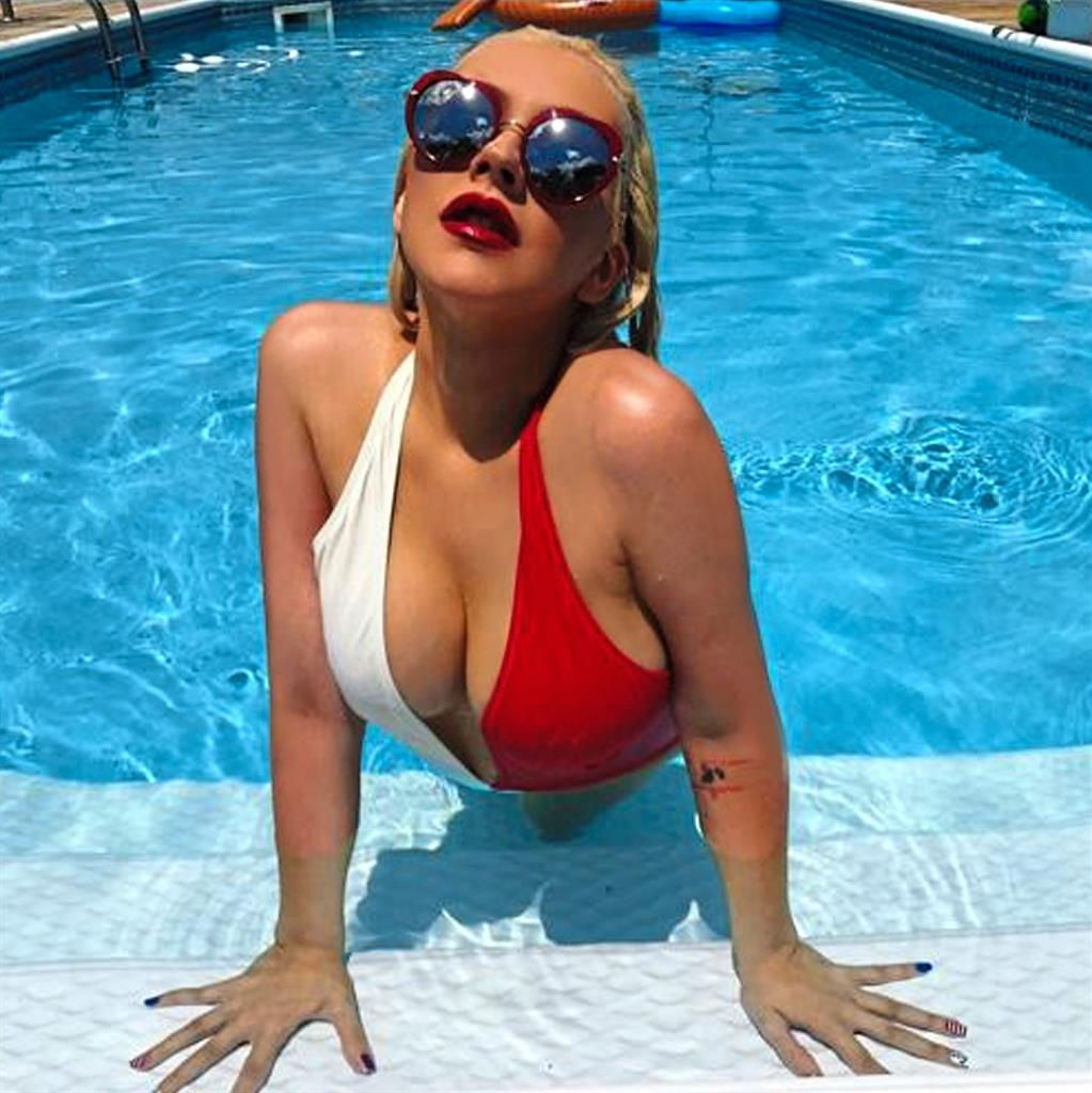 Christina Aguilera Shares Cute Family Photo for Fourth of July
