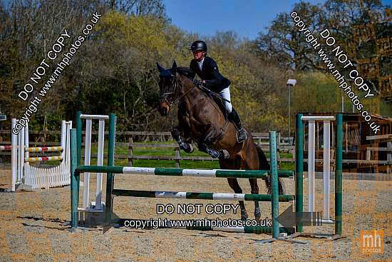 6 Apr 2025 - Showjumping - Moreton