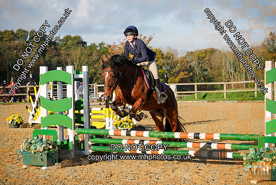 9 Nov 2025 - Showjumping - Felbridge